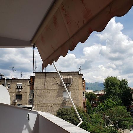 Leones Apartament Tirana Bagian luar foto